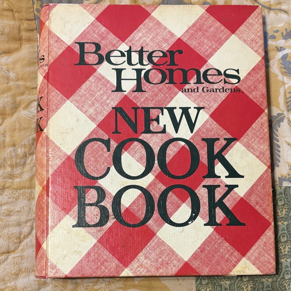 Better Homes and Gardens New Cook Book